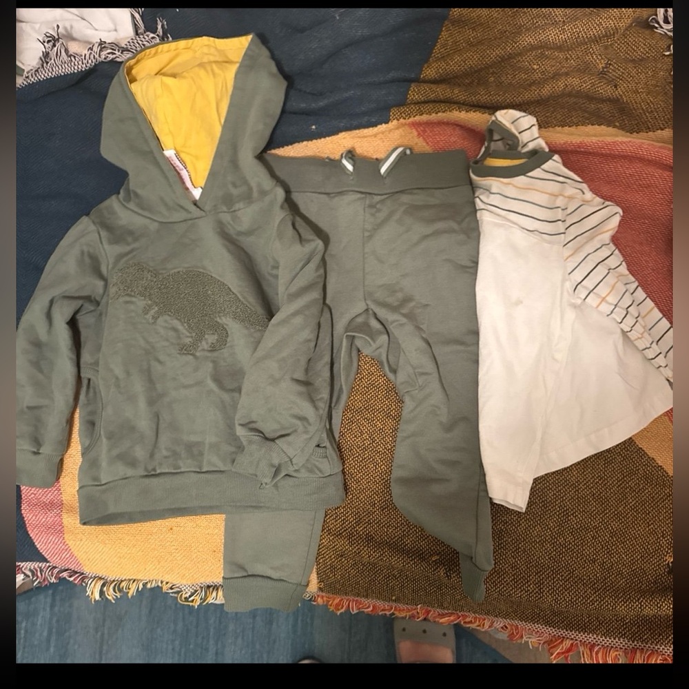 Tommy Bahama toddler dinosaur outfit size 2T